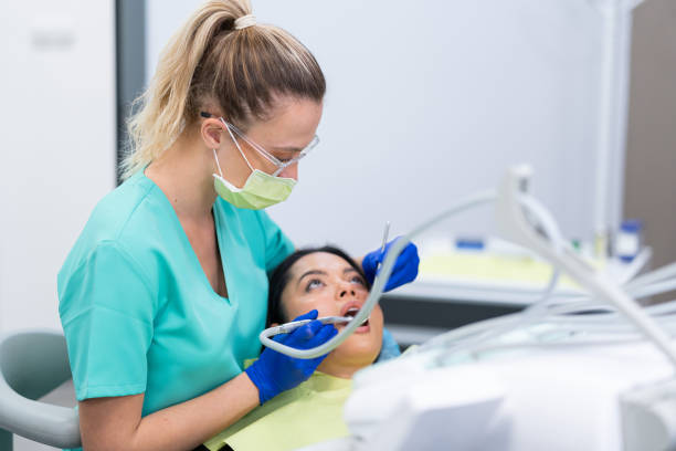 Best Emergency Dental Services for Seniors in New Middletown, OH